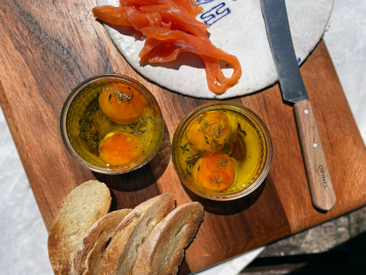 Tuorli confit con trota affumicata